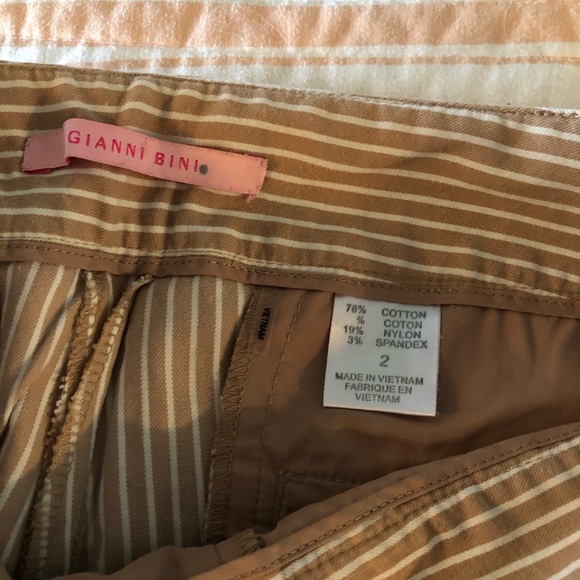 Ladies Capris - Picture 2 of 2